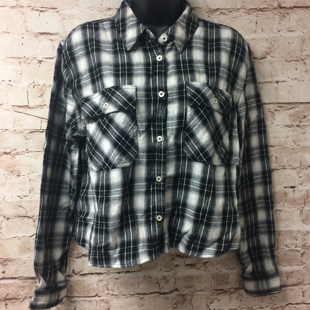 Forever 21 Cropped Black & White Plaid Top Small